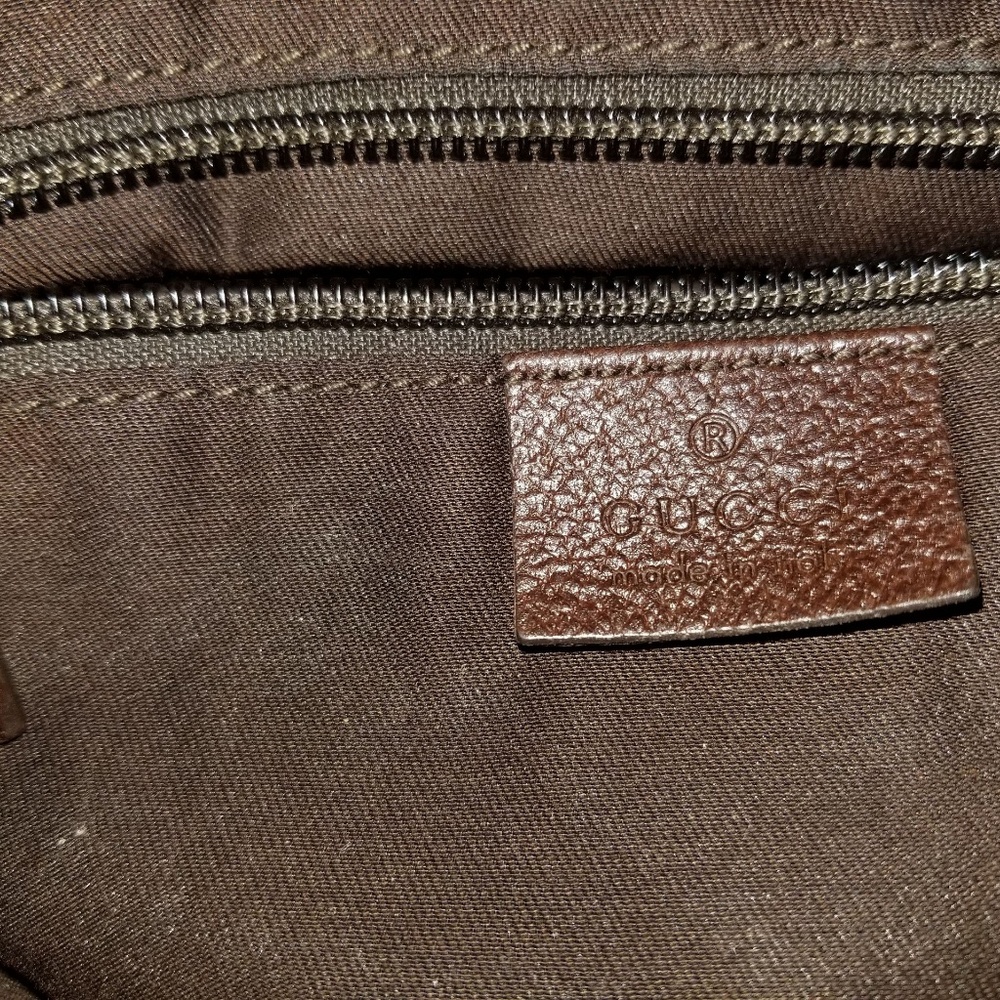 Gucci Duffle Bag - Picture 2 of 4